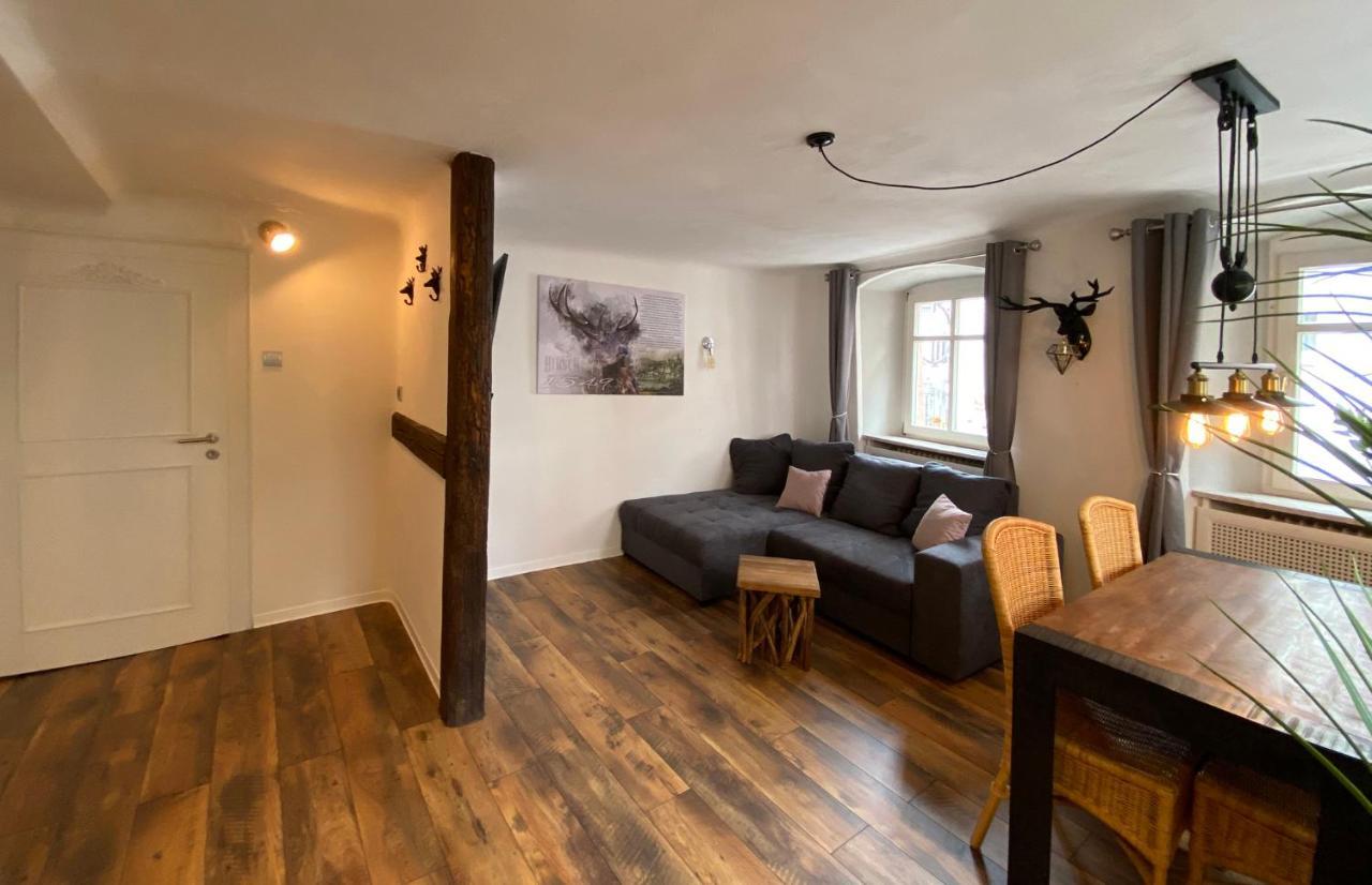 Schlossberg, Hirsch Apartment Hirschhorn